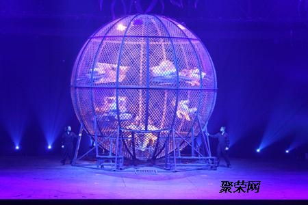 專業(yè)環(huán)球飛車表演團隊租賃 皇家馬戲團表演報價